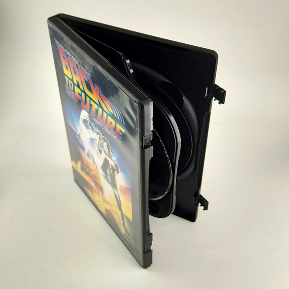 Back To The Future Movie 2 DVD set + Dust cover - Picture 16 of 17